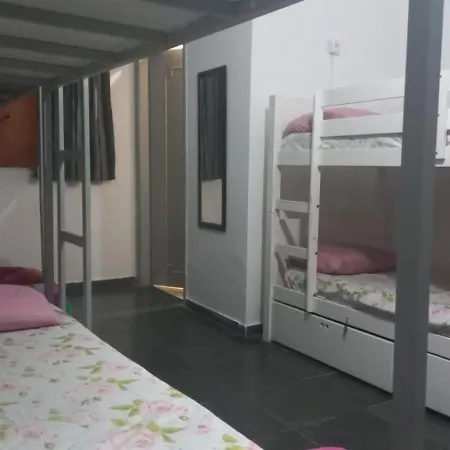 Hostel de Luz - Unidade 1-2